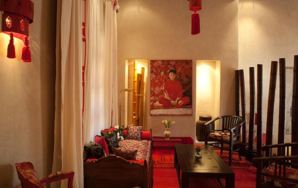 Tigmiza Boutique Hotel & Spa Ouled Jelal Номер фото A Chinese massage parlor in Paris