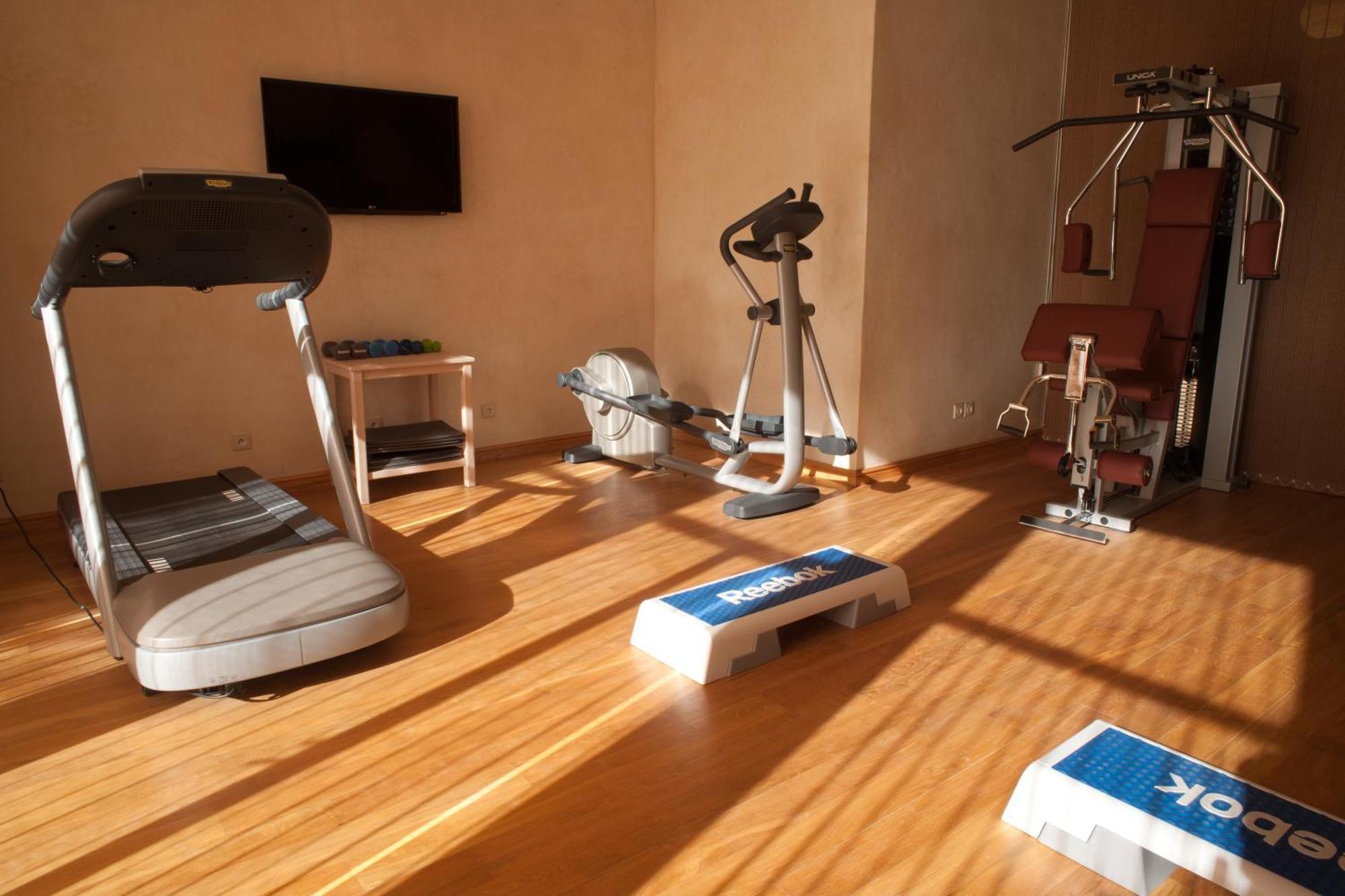 Tigmiza Boutique Hotel & Spa Ouled Jelal Екстер'єр фото A home gym